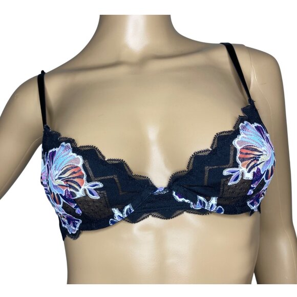 Savage X Fenty Black Floral Embroidered Sheer Lace Bralette Size 32A NWT - Picture 1 of 4